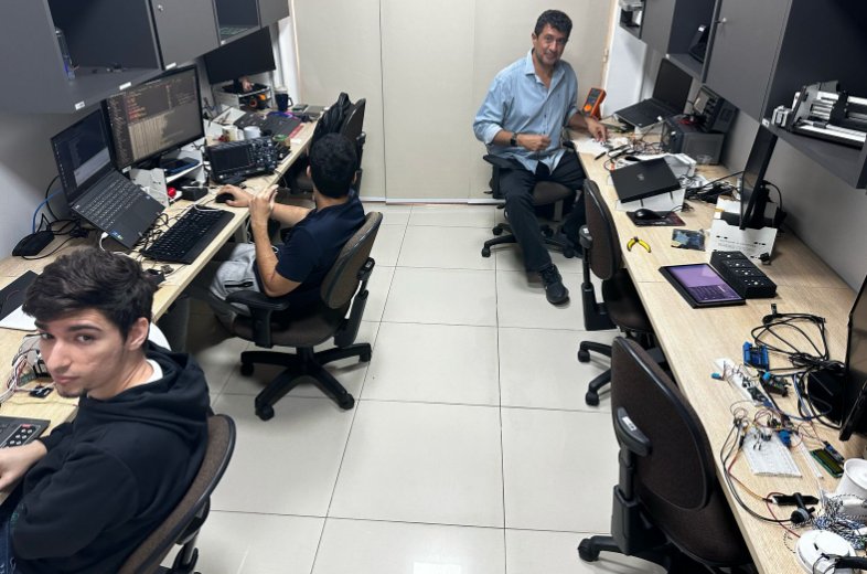 Laboratório de hardware